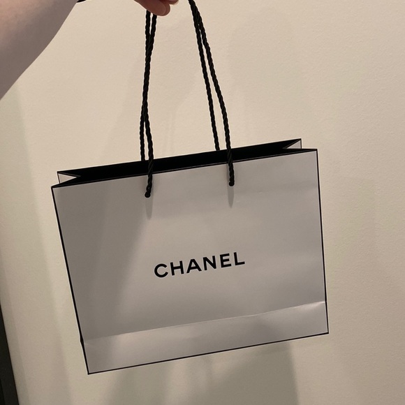 CHANEL Other - Authentic chanel bag